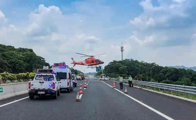 甘南高速公路汽车救援案例
